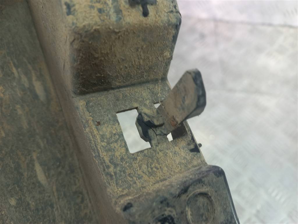 кронштейн бампера FORD Transit  1943300, 1550 рублей, Москва