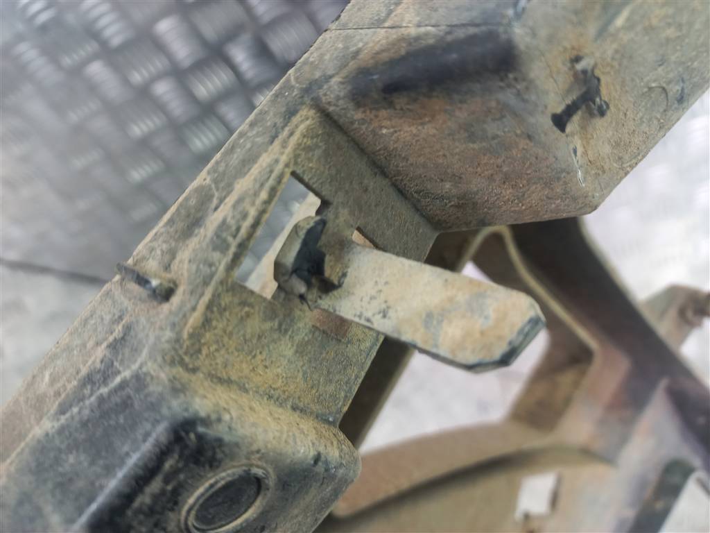 кронштейн бампера FORD Transit  1943301, 1550 рублей, Москва