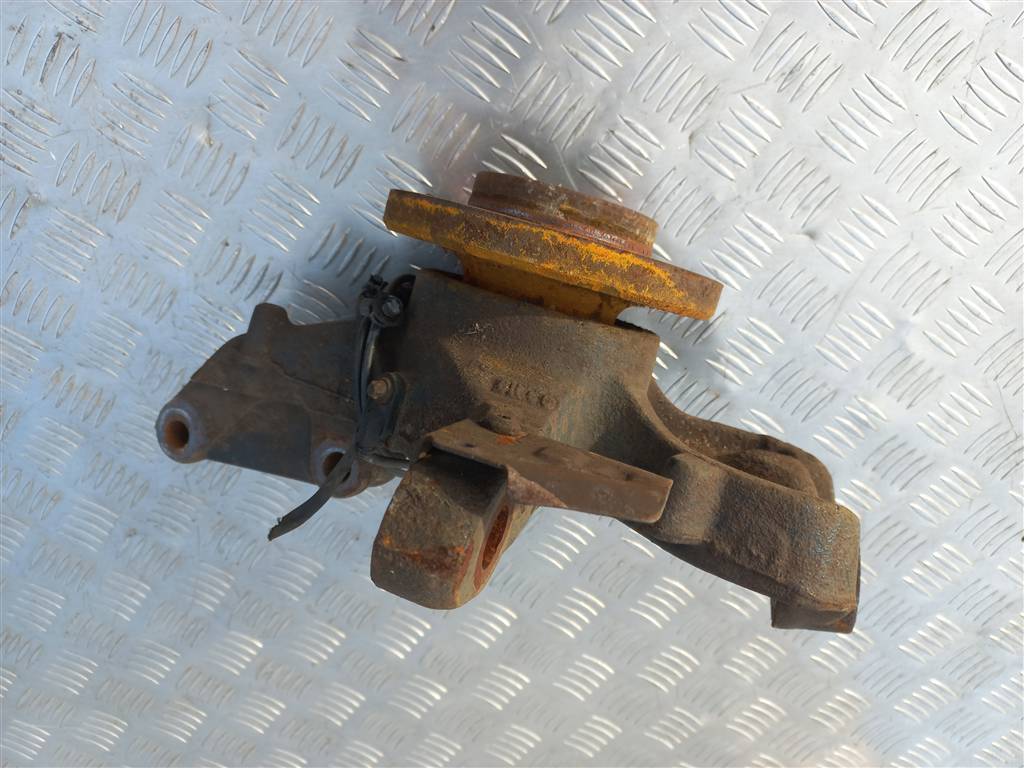 кулак MERCEDES-BENZ Sprinter  A9063302420, 8450 рублей, Москва