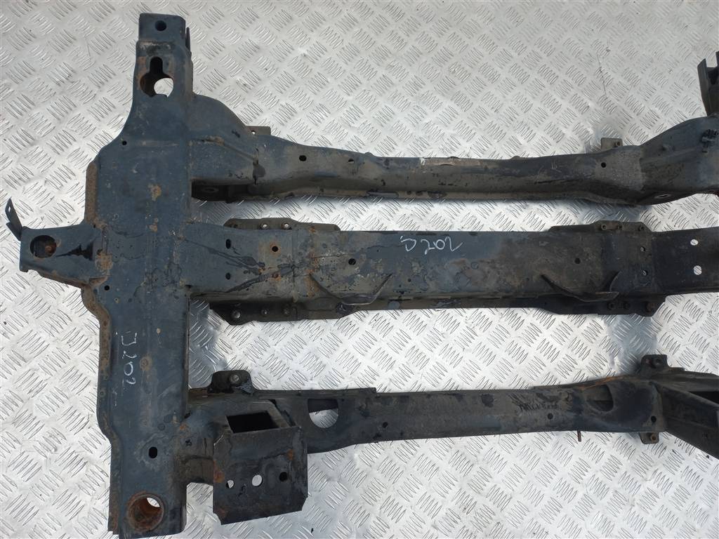 подрамник (балка подмоторная) MERCEDES-BENZ Sprinter  A9063301906, 8450 рублей, Москва