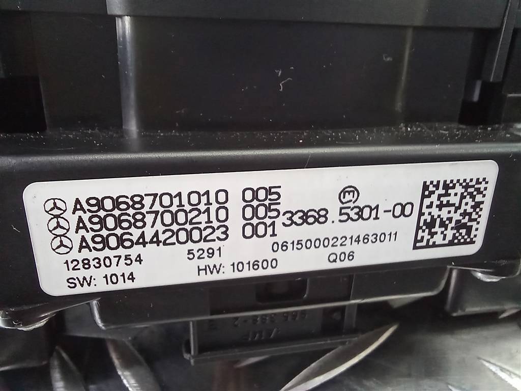 блок кнопок MERCEDES-BENZ Sprinter  A9068701010, 2130 рублей, Москва