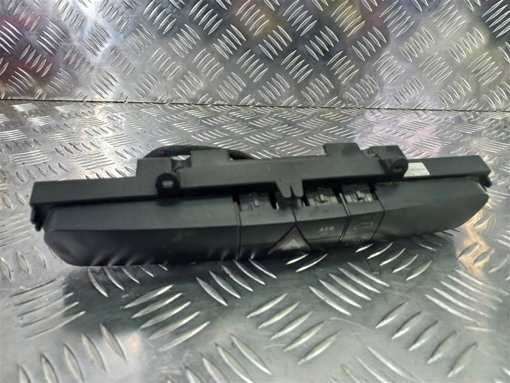 блок кнопок MERCEDES-BENZ Sprinter  A9068701010, 2130 рублей, Москва