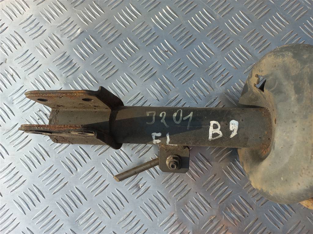 стойка Peugeot Partner  5208X5, 8450 рублей, Москва