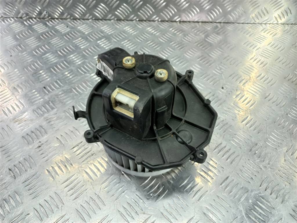 моторчик отопителя Peugeot Partner  6441AR, 4770 рублей, Москва