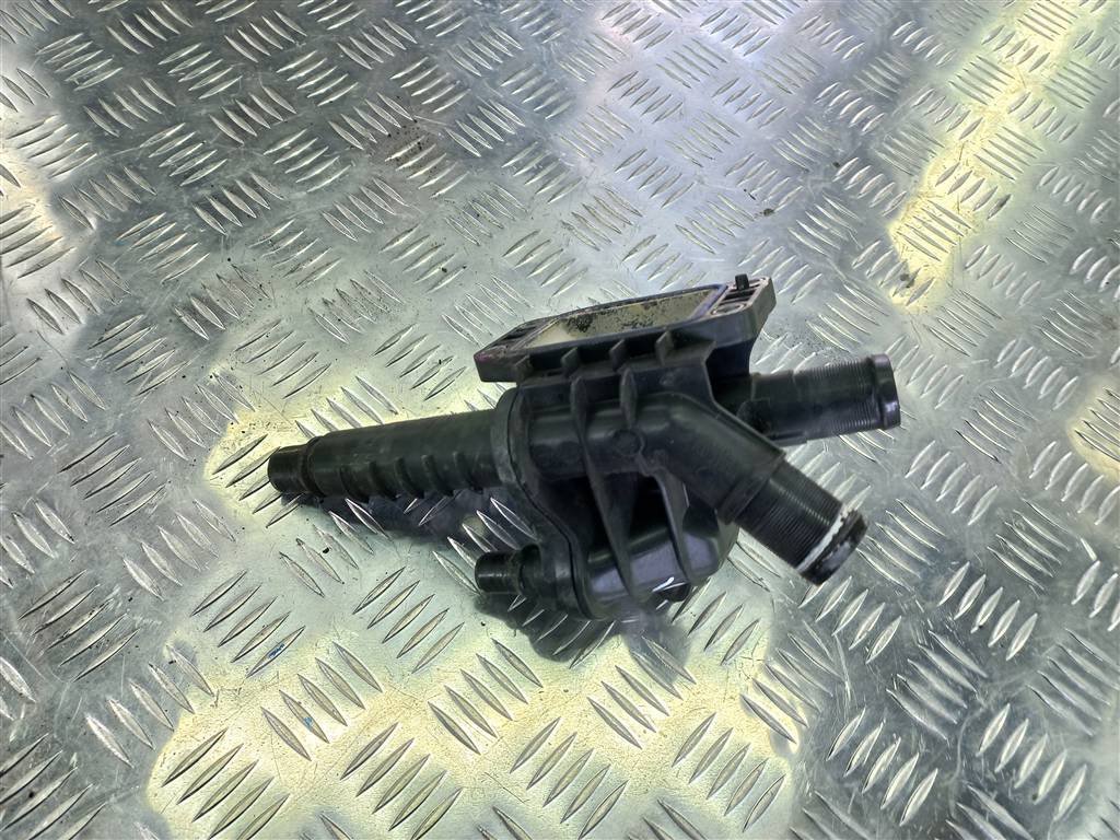 корпус термостата Peugeot Partner  1336AX, 1550 рублей, Москва