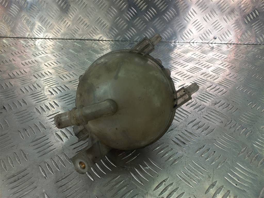 бачок расширительный Peugeot Partner  1323X6, 980 рублей, Москва