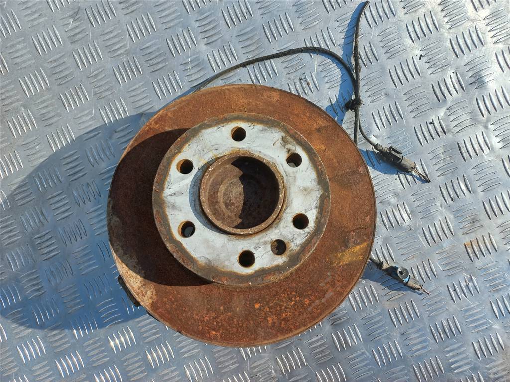 кулак Volkswagen Crafter  2E0407304M, 7880 рублей, Москва