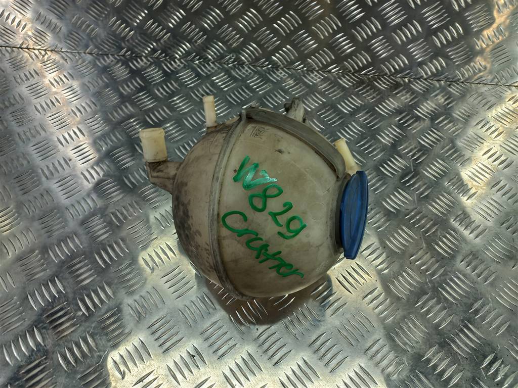 бачок расширительный Volkswagen Crafter  2E0121407, 2700 рублей, Москва