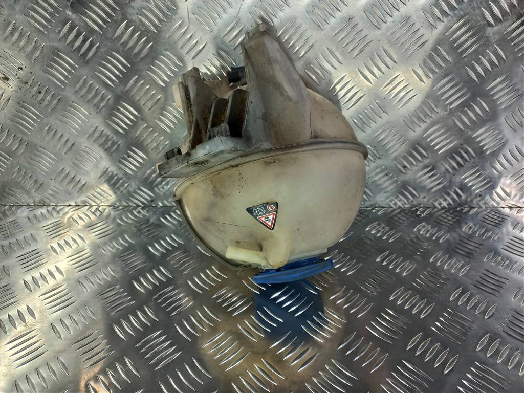 бачок расширительный Volkswagen Crafter  2E0121407, 2700 рублей, Москва