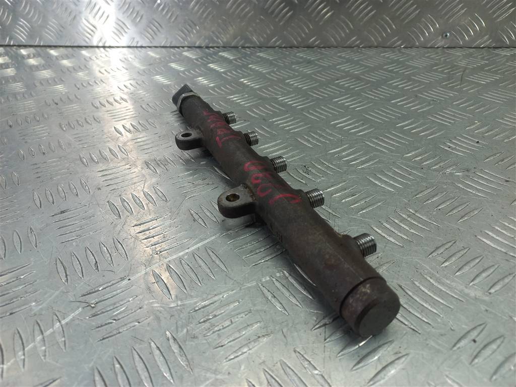 рампа топливная FORD Transit  1717578, 4430 рублей, Москва