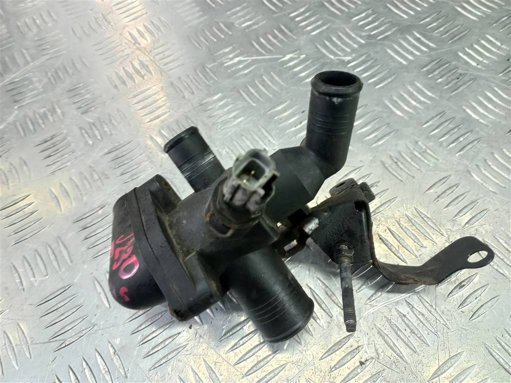 корпус термостата FORD Transit  1731782, 3850 рублей, Москва