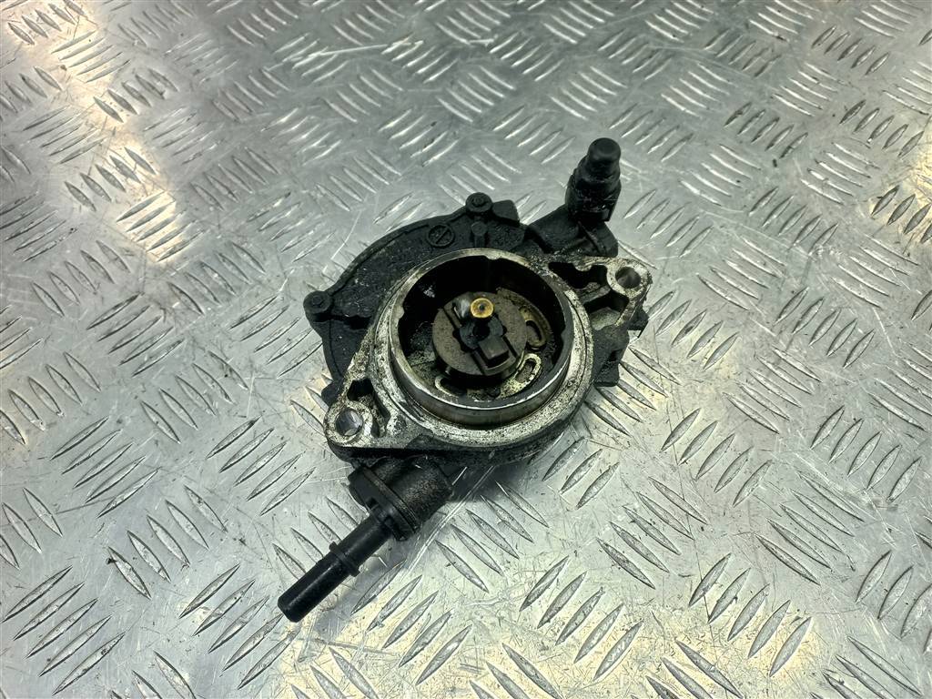 насос вакуумный FORD Transit  1899704, 6150 рублей, Москва