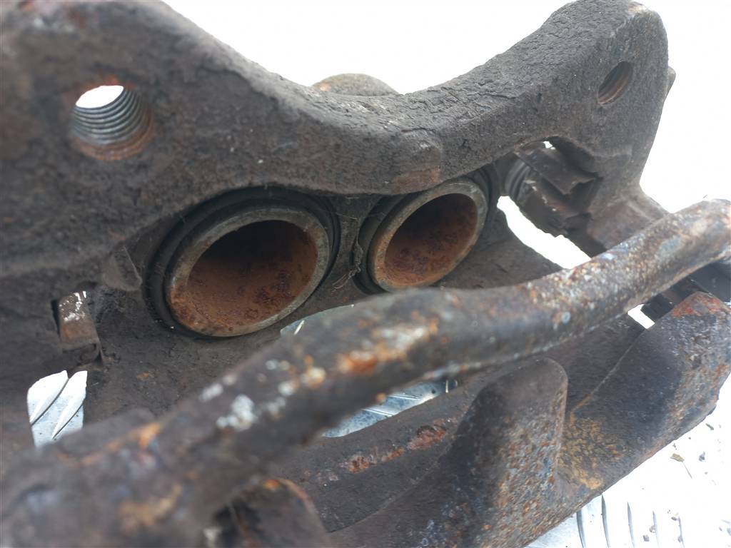 суппорт FORD Transit  1783930, 3740 рублей, Москва