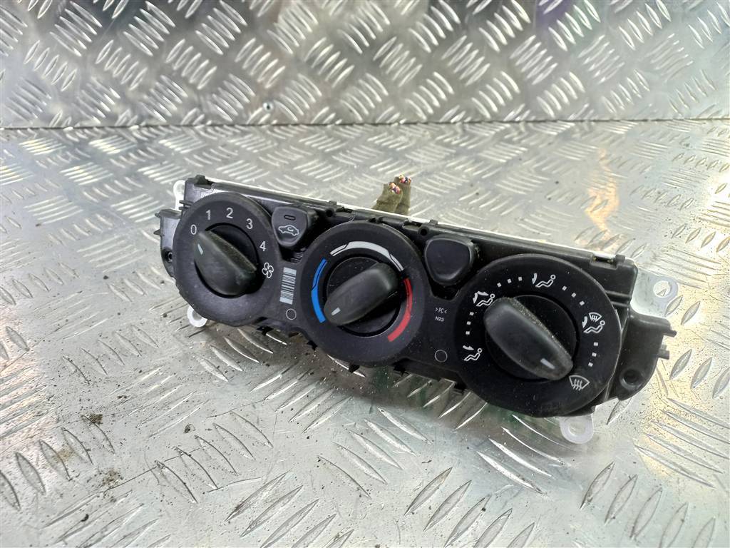 блок управления печкой FORD Transit  1843005, 3850 рублей, Москва