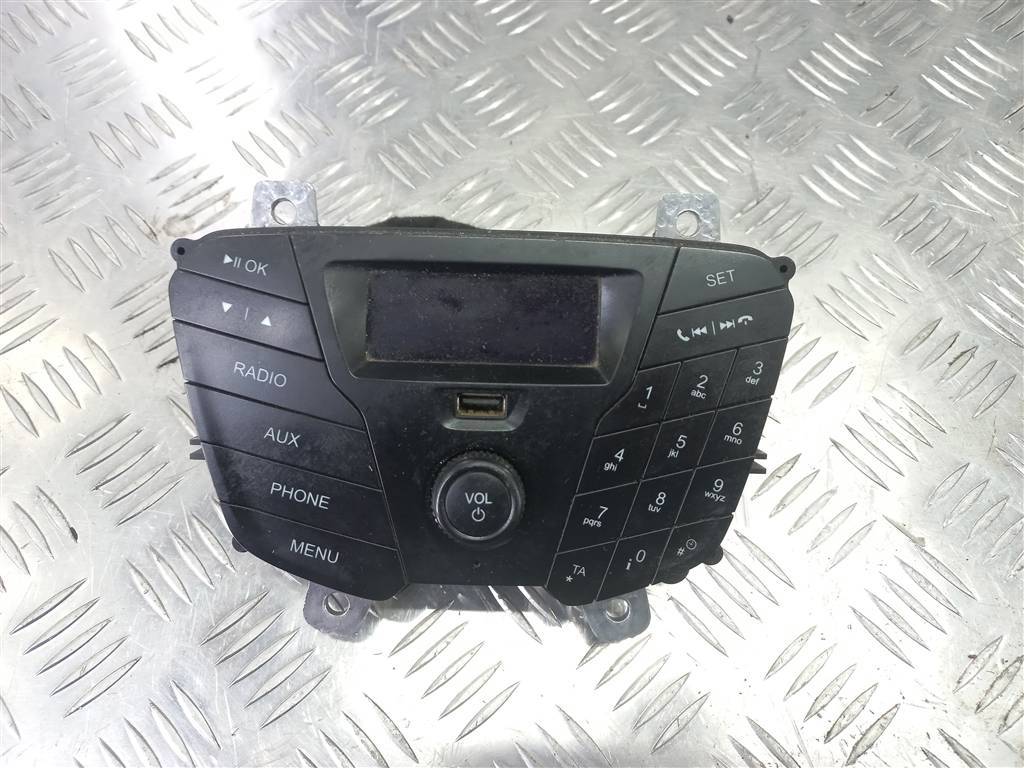 магнитола FORD Transit  2043607, 6730 рублей, Москва