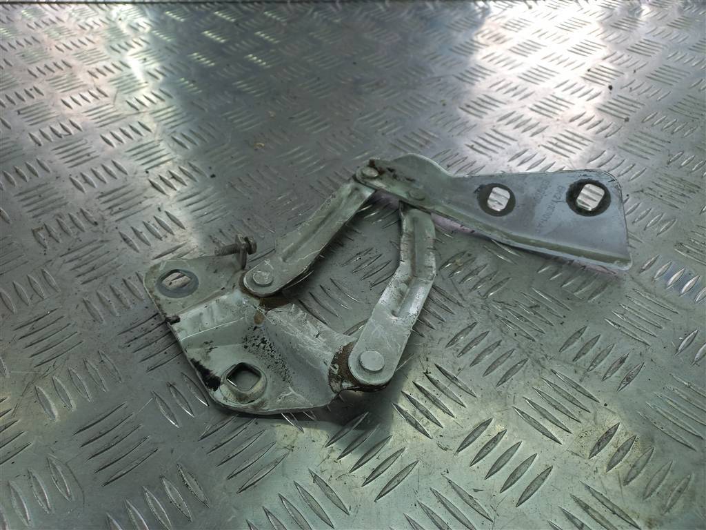 петля капота FORD Transit  1832266, 2700 рублей, Москва