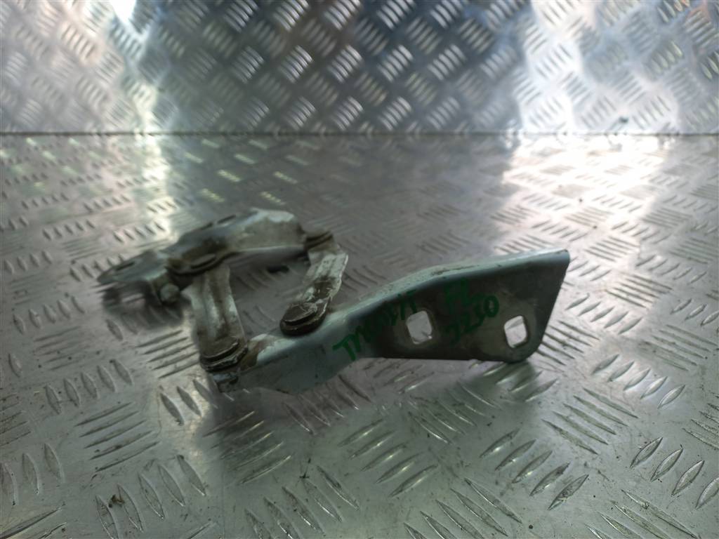 петля капота FORD Transit  1832266, 2700 рублей, Москва