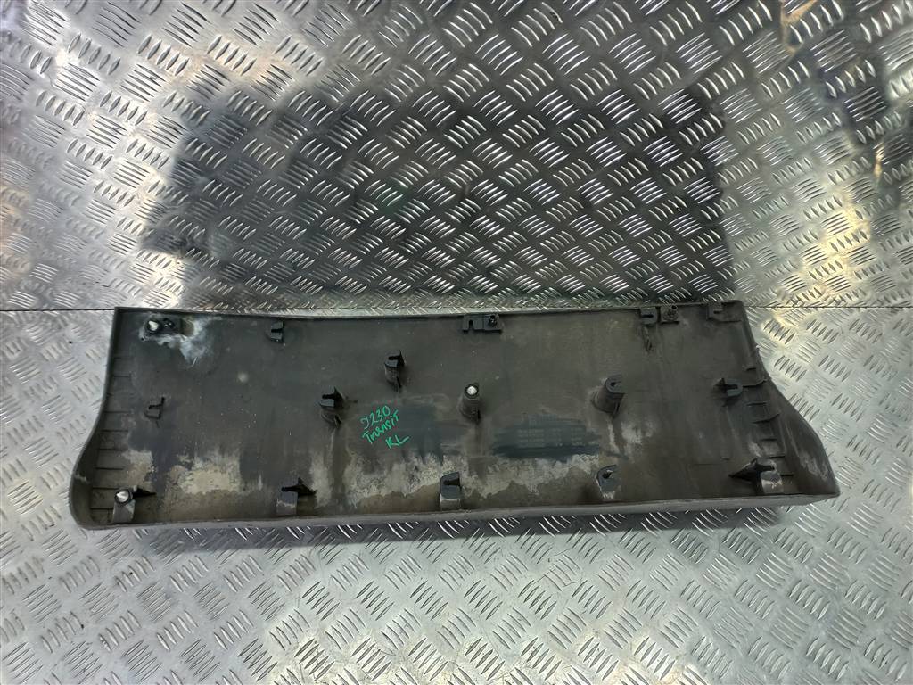 накладка двери распашной FORD Transit  1874803, 6150 рублей, Москва