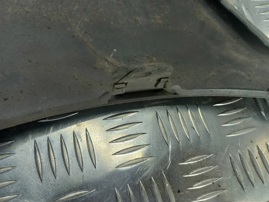 клык заднего бампера FORD Tourneo Connect  1910103, 9600 рублей, Москва