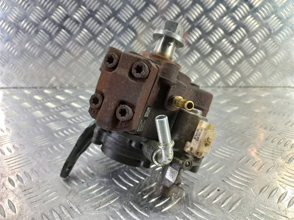 насос топливный тнвд FORD Tourneo Connect  1720038, 6609 рублей, Москва