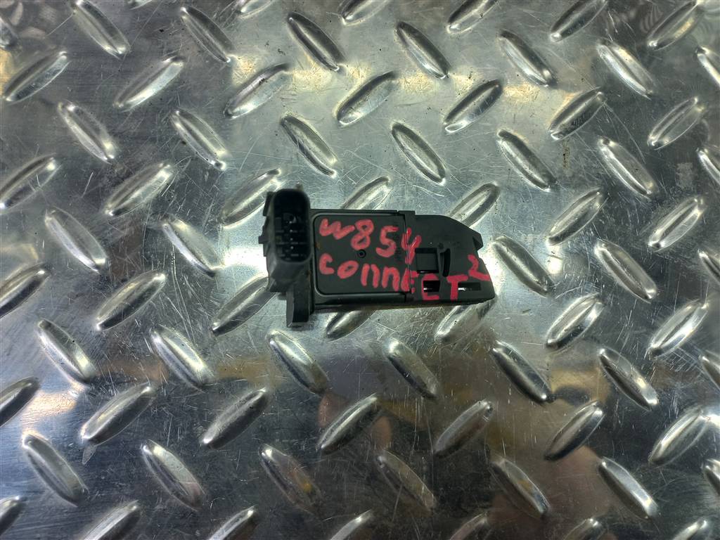 расходомер воздуха (дмрв) FORD Tourneo Connect  1480570, 3279 рублей, Москва