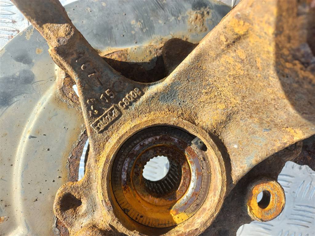 кулак FORD Tourneo Connect  1842602, 23400 рублей, Москва