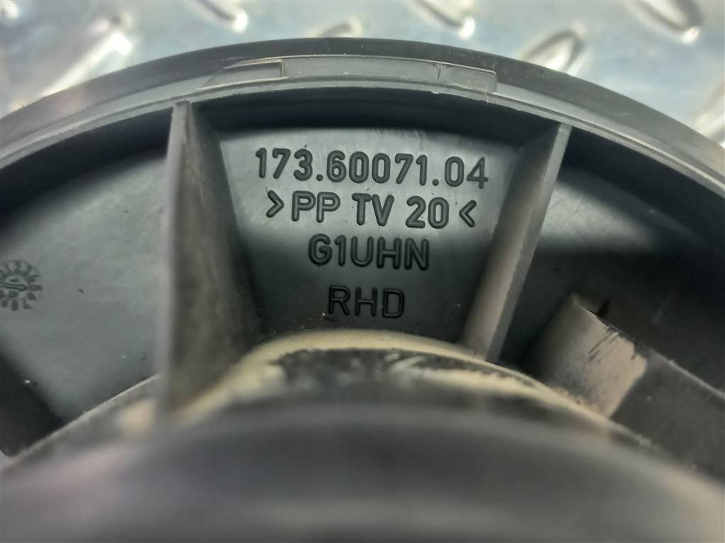 моторчик отопителя FORD Tourneo Connect  1696011, 1210 рублей, Москва