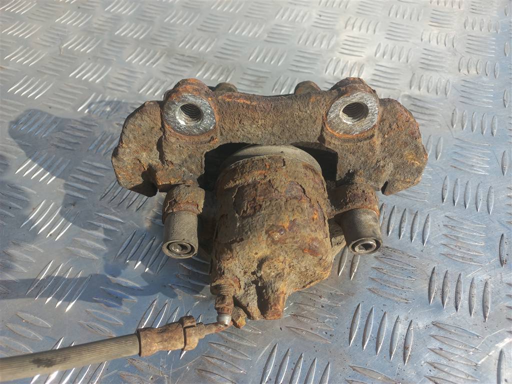 суппорт FORD Tourneo Connect  1682875, 1780 рублей, Москва