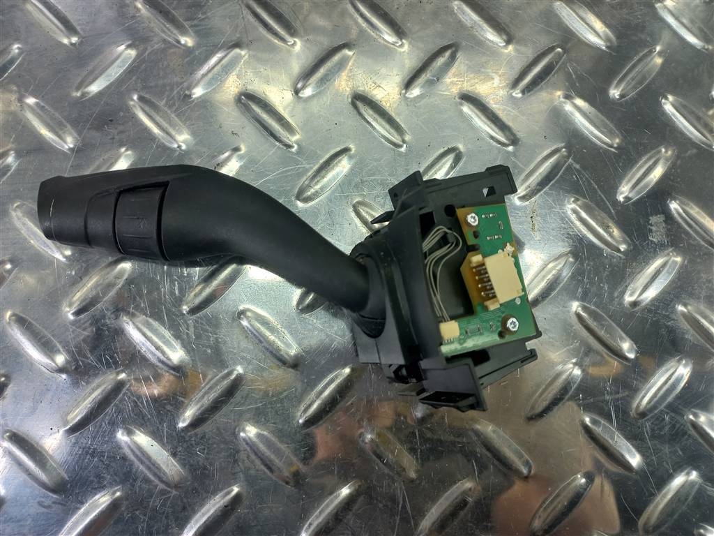 переключатель подрулевой FORD Tourneo Connect  1850423, 3279 рублей, Москва