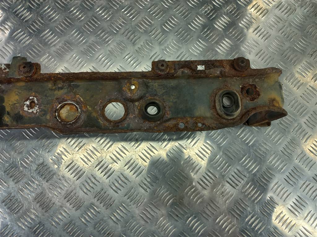 опора радиаторов FORD Tourneo Connect  2268709, 2700 рублей, Москва