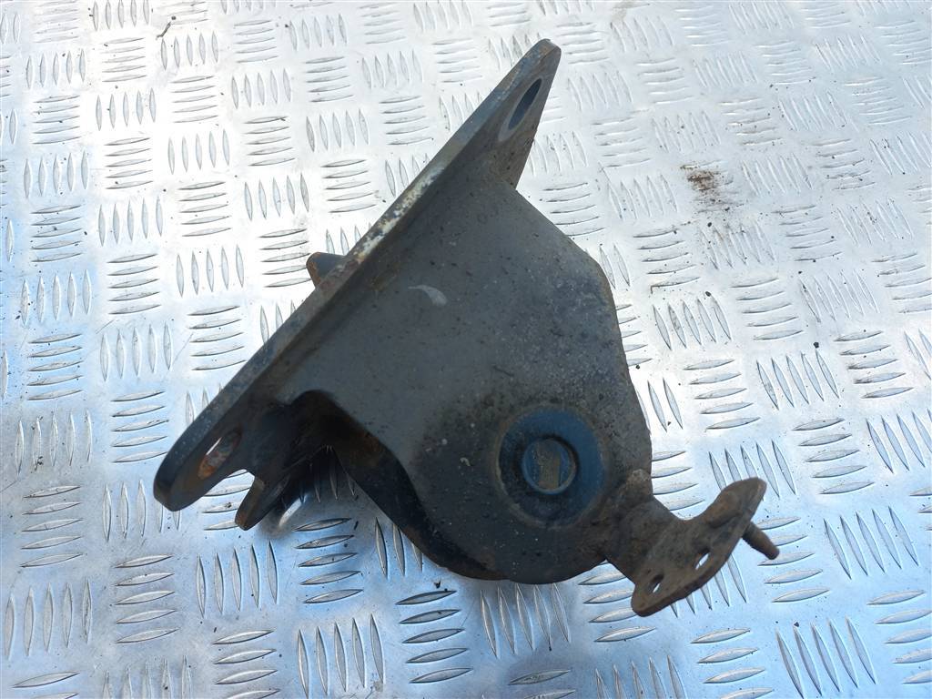 кронштейн балки FORD Tourneo Connect  1893097, 7300 рублей, Москва