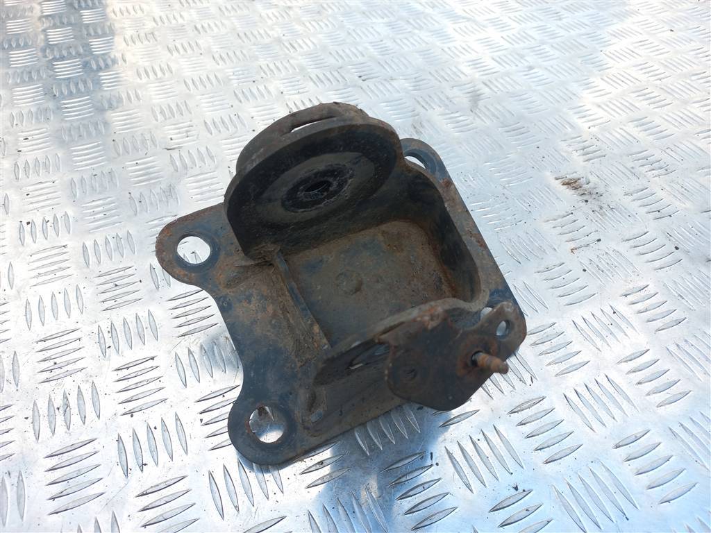 кронштейн балки FORD Tourneo Connect  1893098, 7300 рублей, Москва