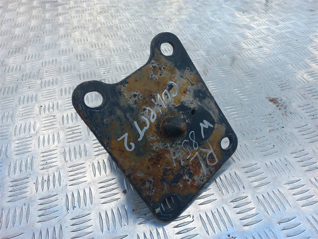 кронштейн балки FORD Tourneo Connect  1893098, 7300 рублей, Москва