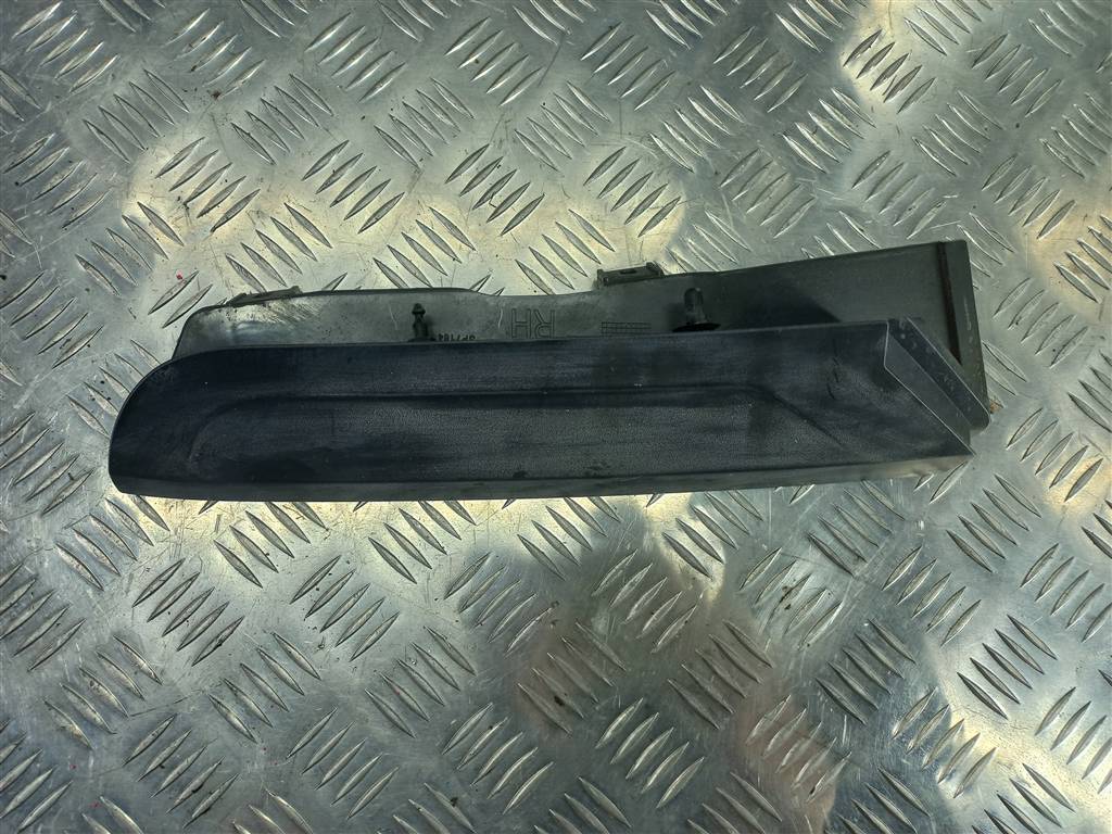 накладка над фонарем FORD Tourneo Connect  1882561, 2700 рублей, Москва