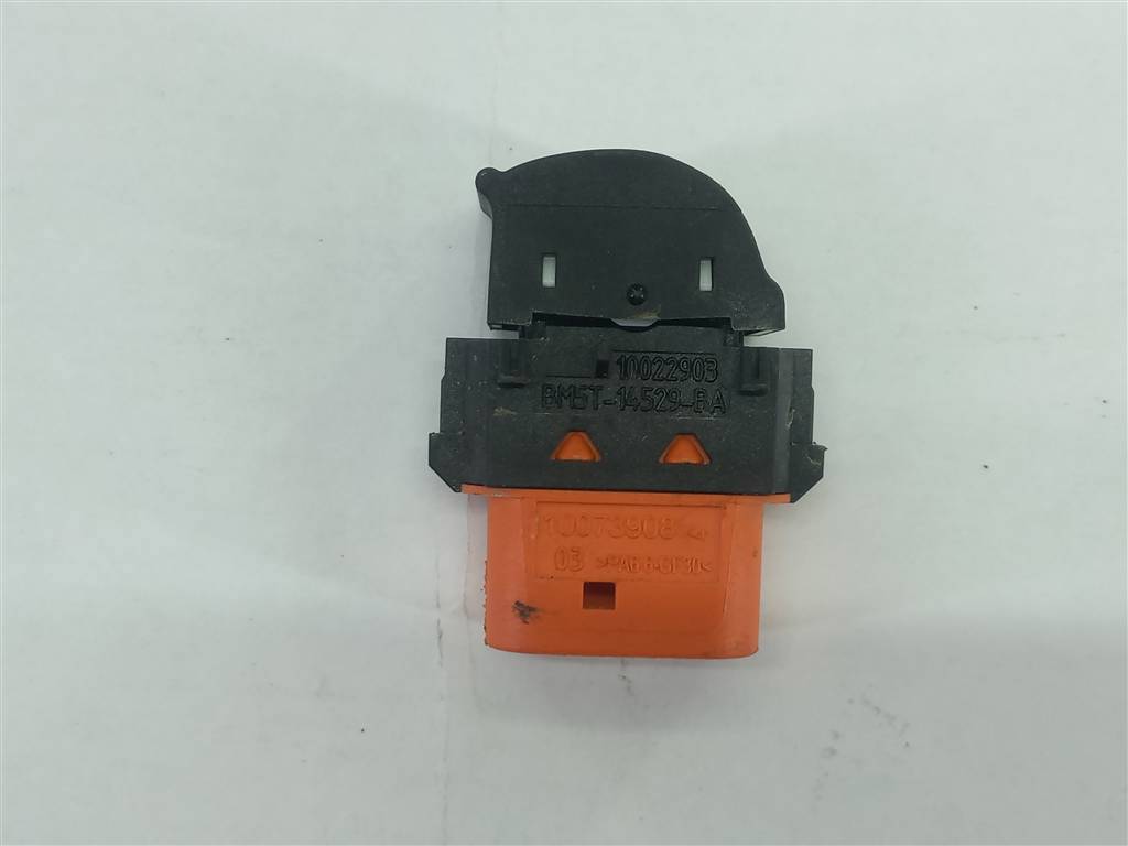 кнопка стеклоподъемника FORD Tourneo Connect  1746832, 980 рублей, Москва