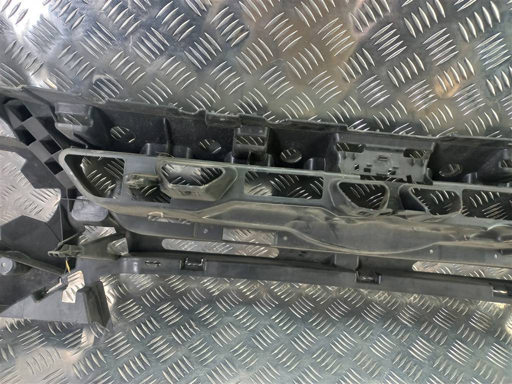 кронштейн бампера FORD Tourneo Connect  2102683, 13050 рублей, Москва