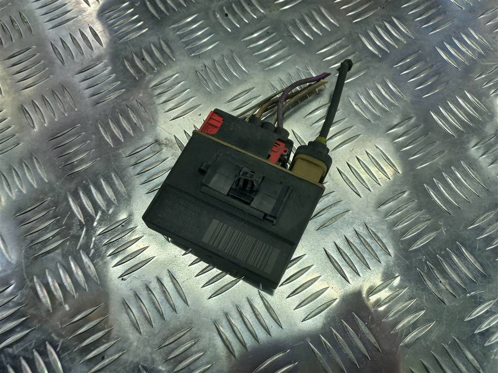 блок управления вентилятором Peugeot Partner  9652021180, 750 рублей, Москва