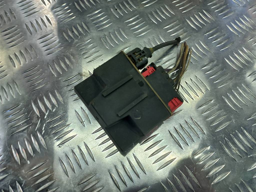 блок управления вентилятором Peugeot Partner  9652021180, 750 рублей, Москва