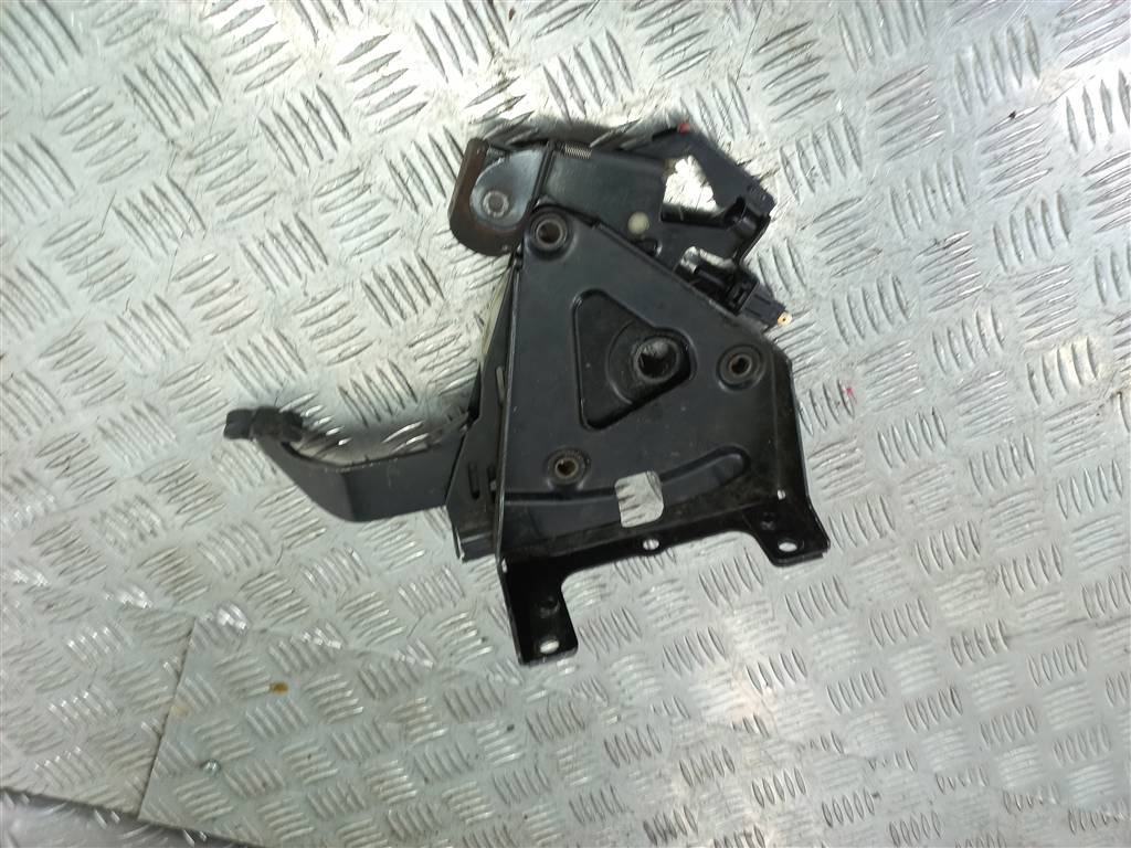 педаль ручного тормоза MERCEDES-BENZ Vito  A6394201484, 2700 рублей, Москва