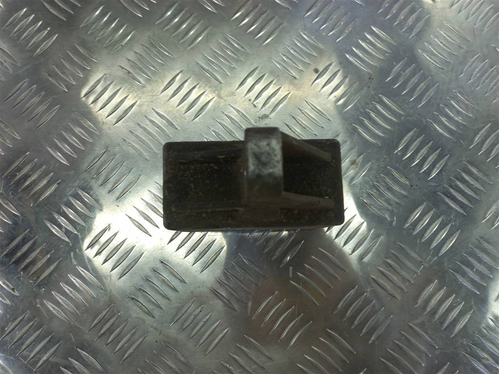 кронштейн редуктора заднего моста MERCEDES-BENZ Vito  A6393500372, 980 рублей, Москва