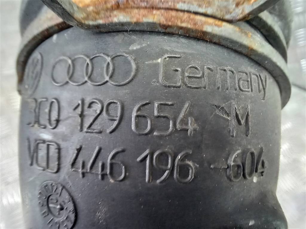 патрубок воздушный (пластик) Volkswagen Caddy  3C0129654M, 980 рублей, Москва