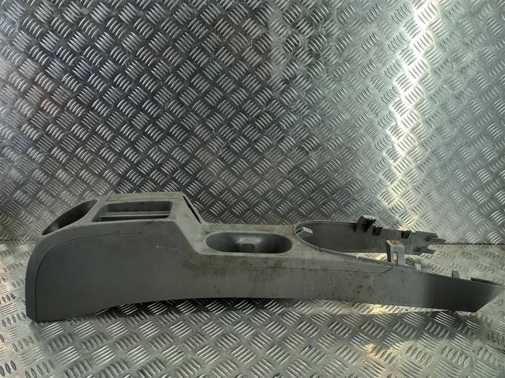 консоль центральная Volkswagen Caddy  2K0863241C, 1550 рублей, Москва