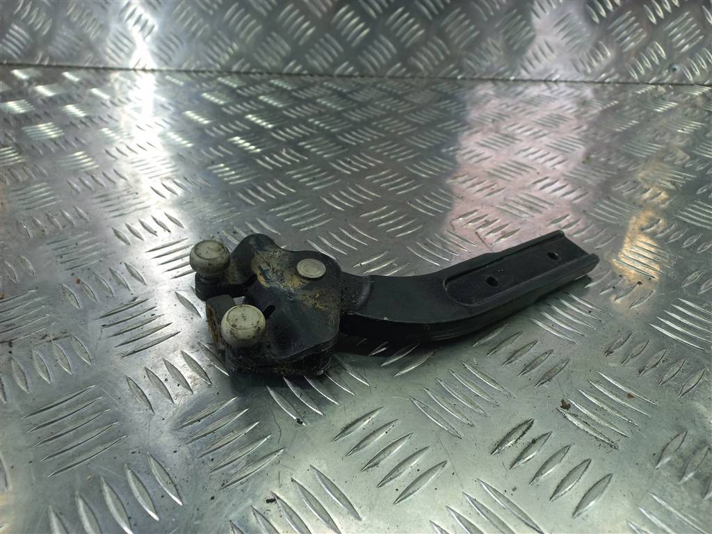 ролик двери сдвижной MERCEDES-BENZ Vito  A6397630047, 2470 рублей, Москва
