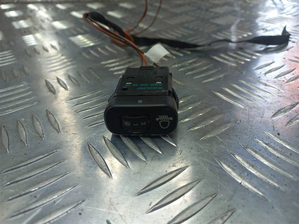 кнопка регулировки фар MERCEDES-BENZ Sprinter  A9068260038, 980 рублей, Москва