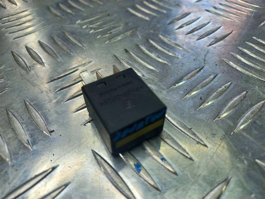 реле MERCEDES-BENZ Sprinter  A0035420219, 630 рублей, Москва