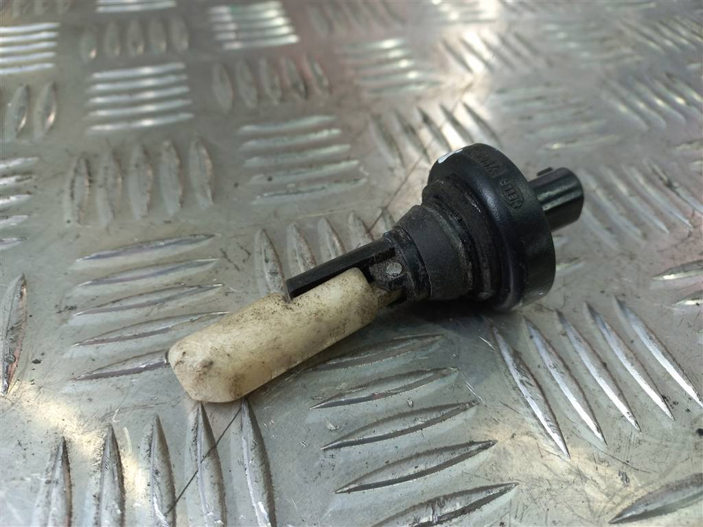 датчик уровня бачка омывателя MERCEDES-BENZ Vito  A2205400045, 980 рублей, Москва