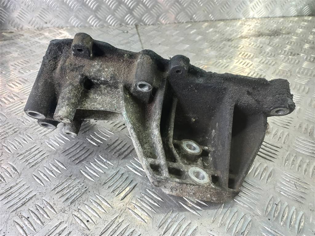 кронштейн двигателя (двс) Iveco Daily  504386159, 1550 рублей, Москва