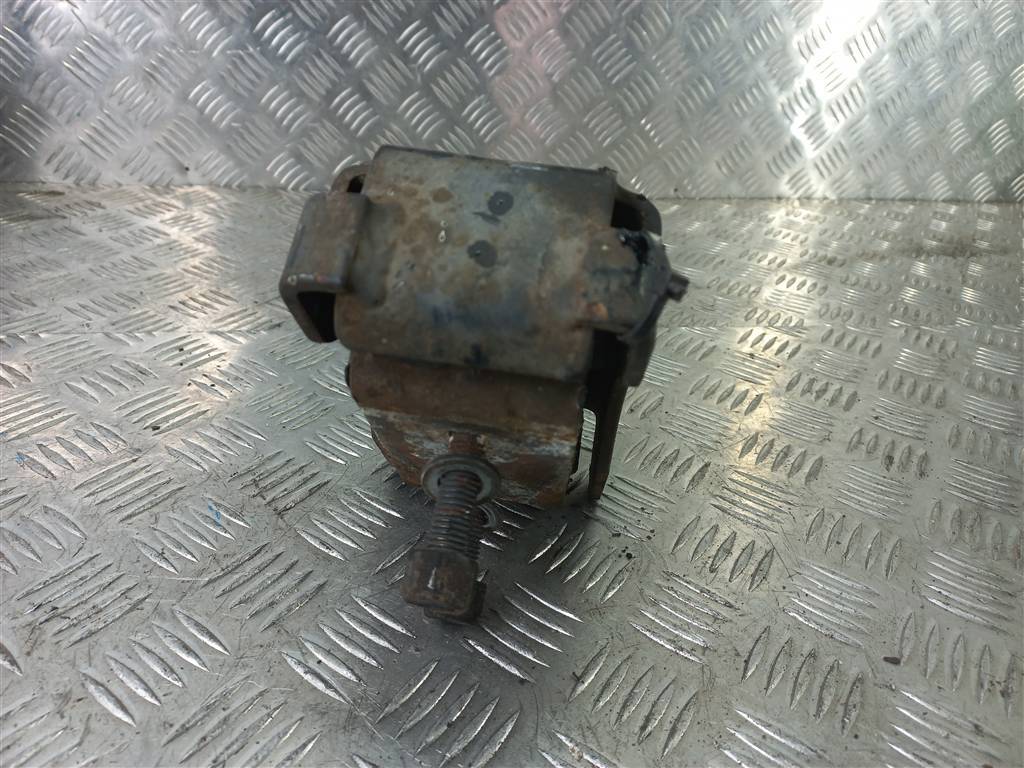 подушка двигателя (опора двс) Iveco Daily  504046292, 3279 рублей, Москва