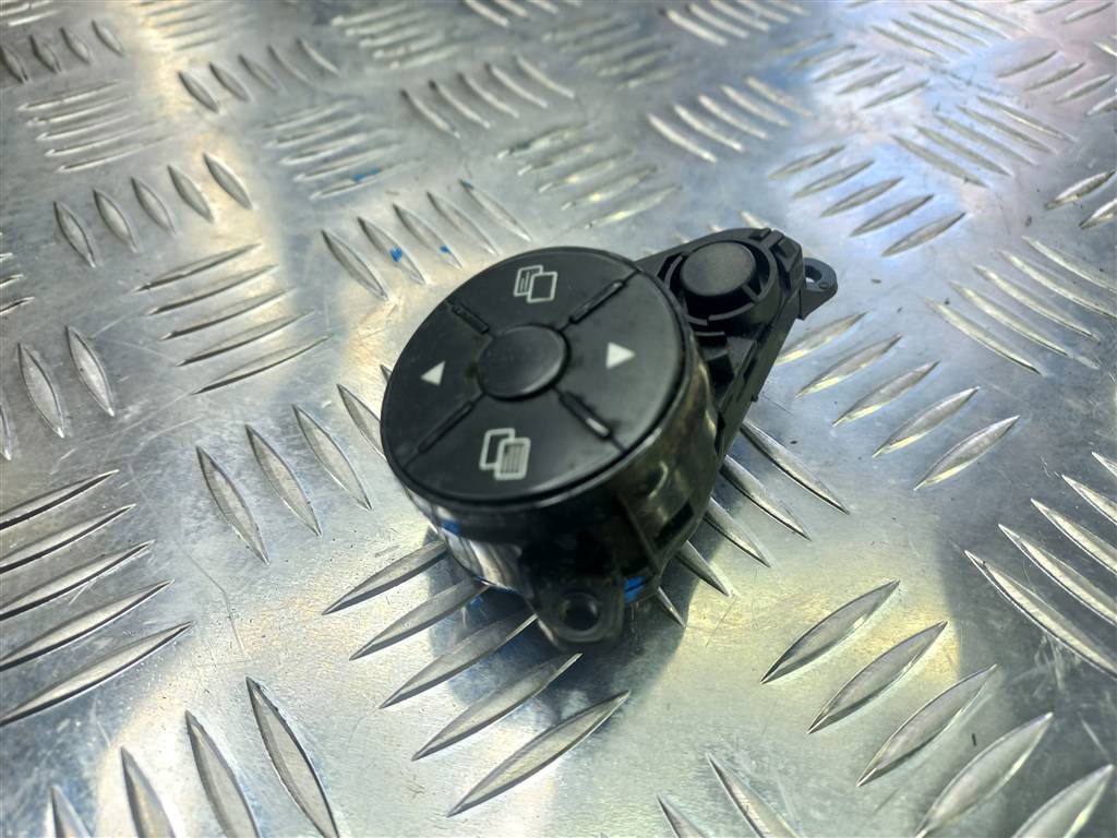 блок кнопок MERCEDES-BENZ Sprinter  A9069051900, 6150 рублей, Москва