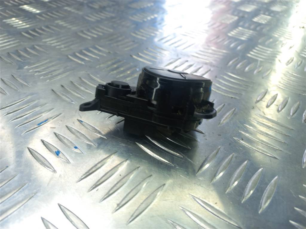 блок кнопок MERCEDES-BENZ Sprinter  A9069052000, 6150 рублей, Москва